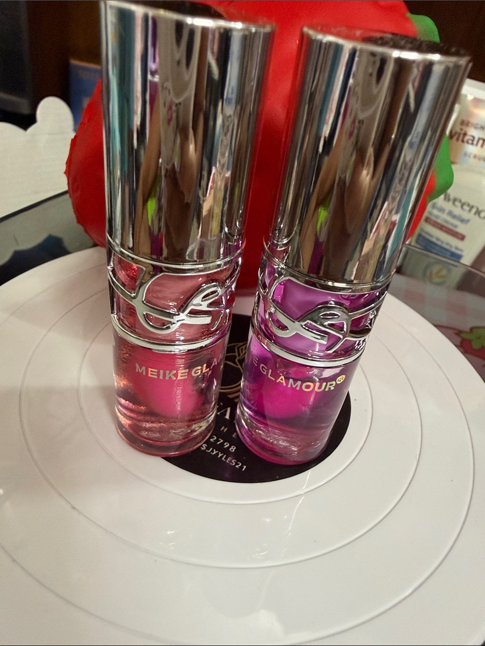 Glamour Pink and Purple Lip Glow Serums